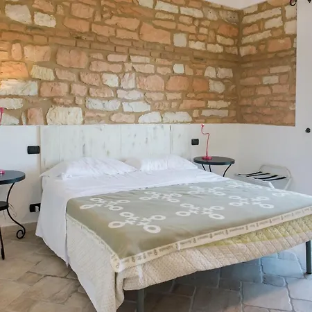 A07 - Poggio, Delizioso Bilocale Con Portico Poggio (Marche)